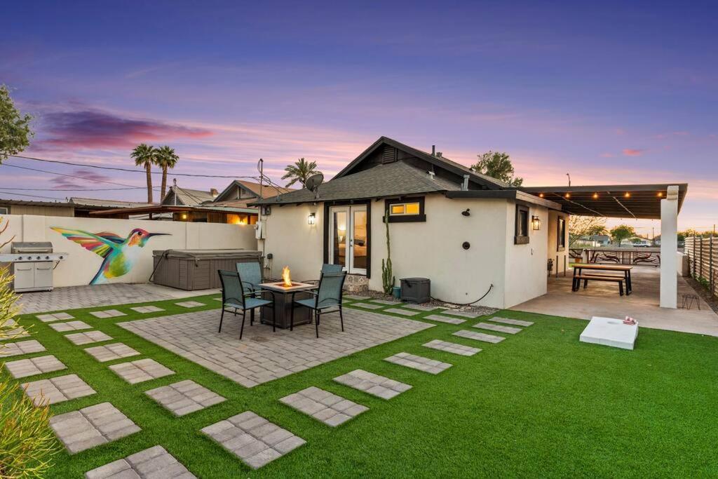 Hummingbird Harmony House With Bbq And Hot Tub In Downtown Apartamento